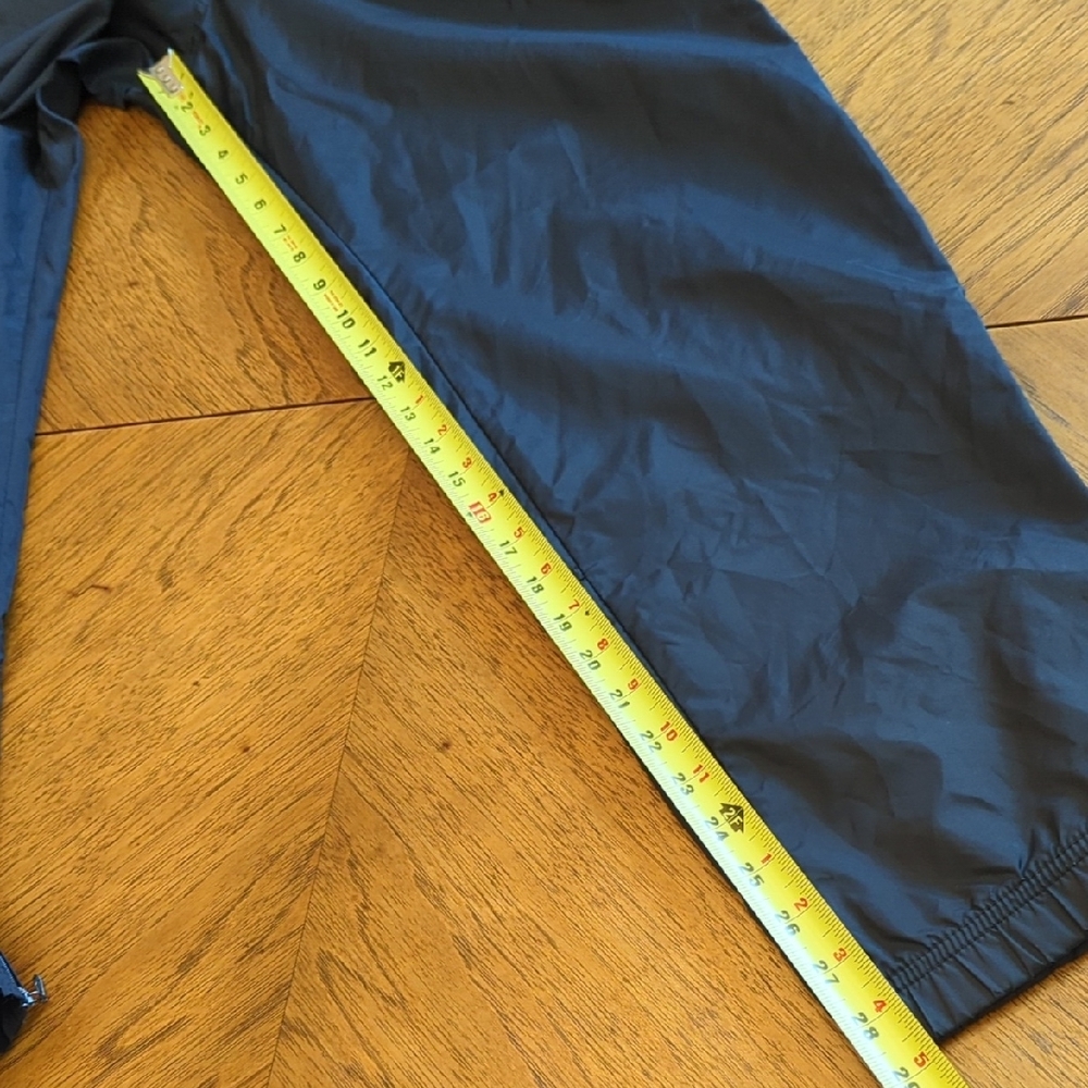 90s/Y2K Women's Black Windbreaker Pants, Swishy Pants - Picture 6 of 6
